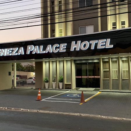 Hotel Veneza Куяба Экстерьер фото